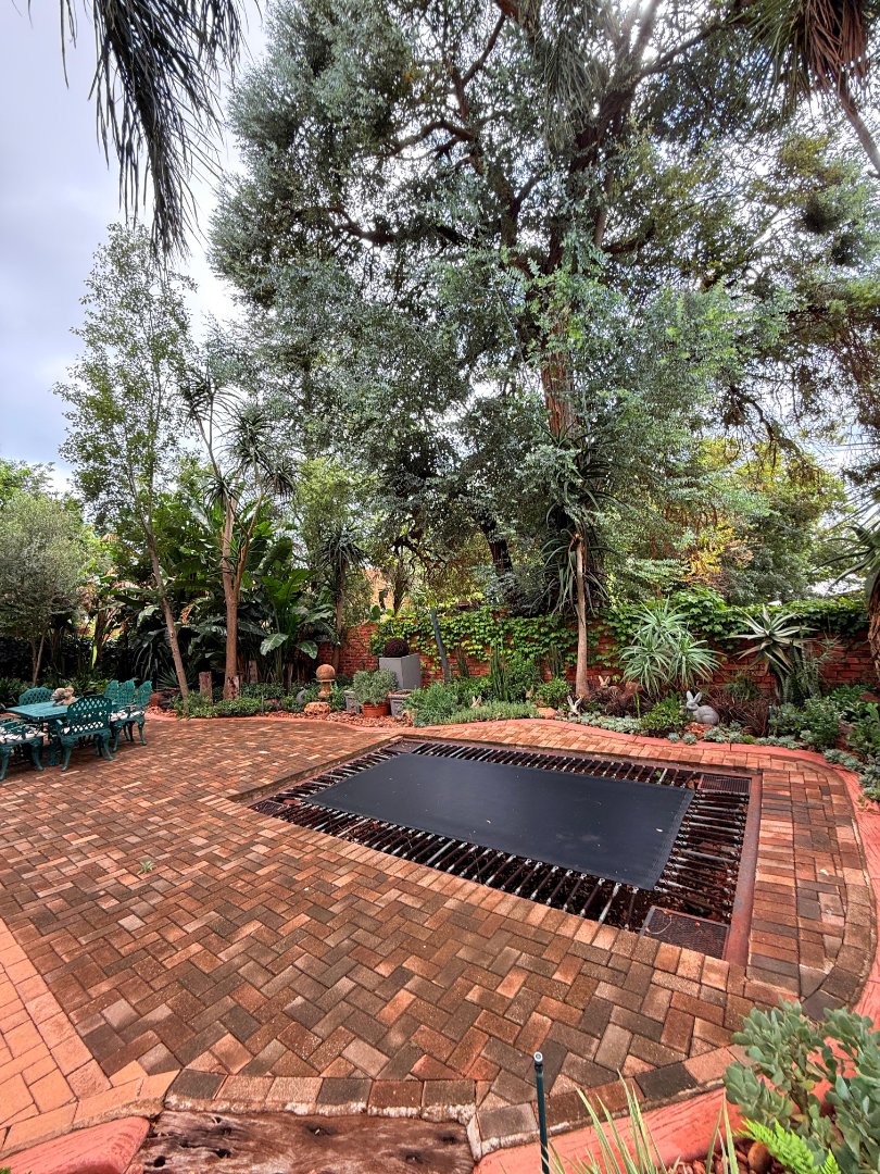 5 Bedroom Property for Sale in Doringkruin North West